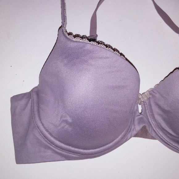 Victoria Secret‎ Bra - Picture 2 of 4